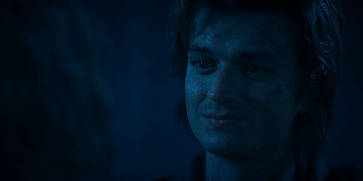 Steve Harrington looking at Nancy Wheeler appreciation post <3
