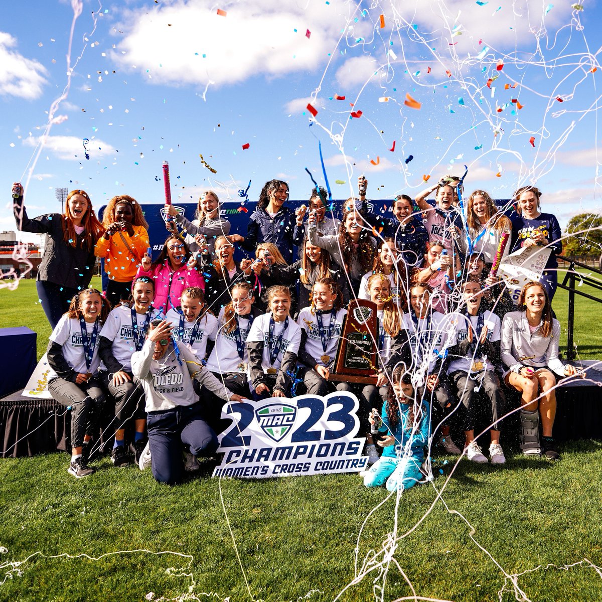 ToledoXCTF's tweet photo. Woke up feeling like a champion 🤩

#TeamToledo #MACtion https://t.co/bCUZ6ud5uh