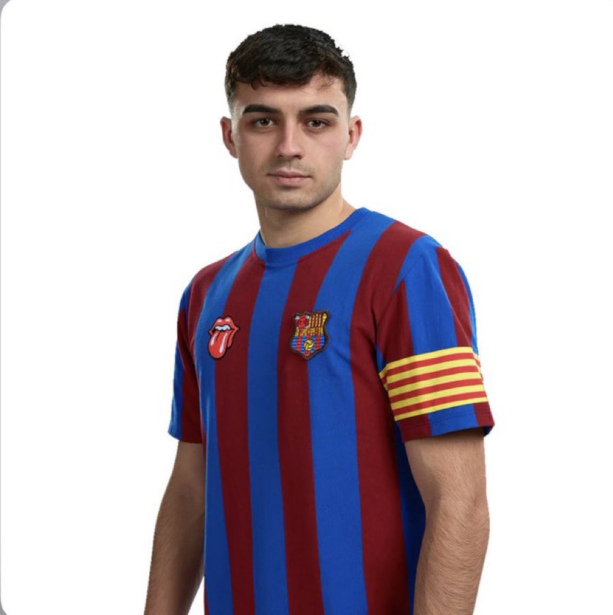 naldzyul's tweet photo. ¿ Porqué Pedri no celebra sus goles⚽? Su historia. (Hilo) https://t.co/ft5EHAlqx5
