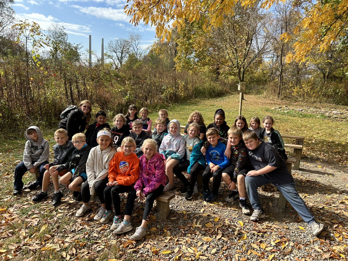 mrslamb97's tweet photo. We had so much fun at Shawnee Lookout learning about Native Americans! @TRLSDjackets https://t.co/TKcrruUNnW