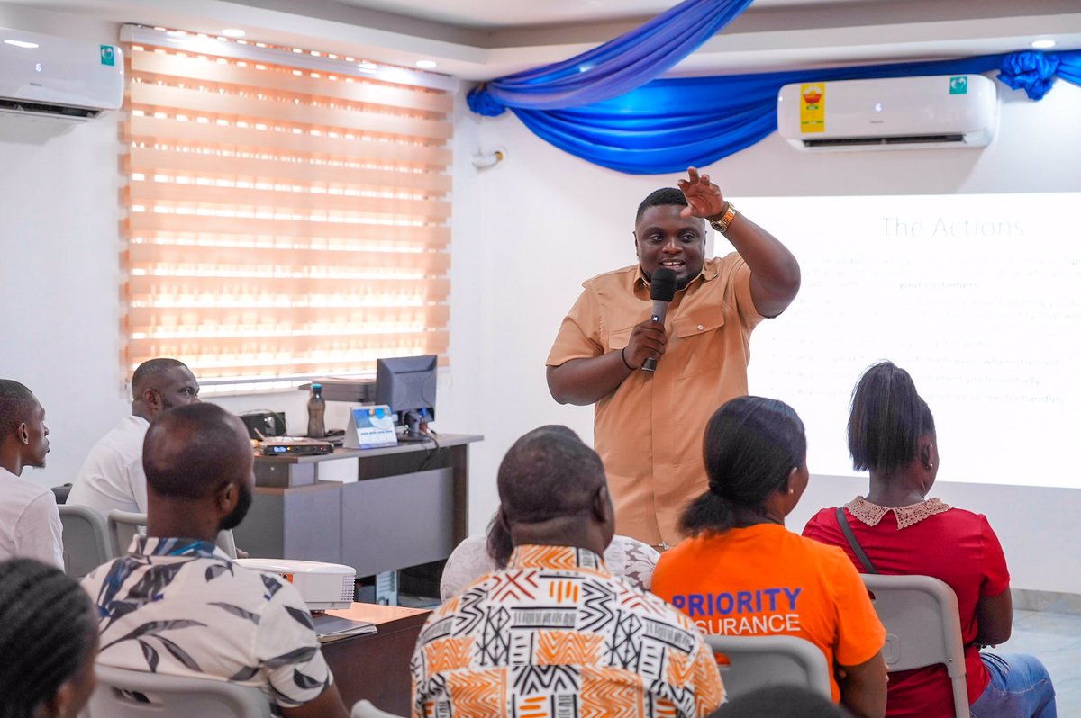 samboad_'s tweet photo. Yesterday, 28th October, 2023, i conducted a comprehensive training session for insurance agents of @priorityghana from Brong Ahafo and Ashanti region at the Suame Office.

#priorityinsurance
#samboad
#NSMQGrandFinale https://t.co/7cI2ShsRQj