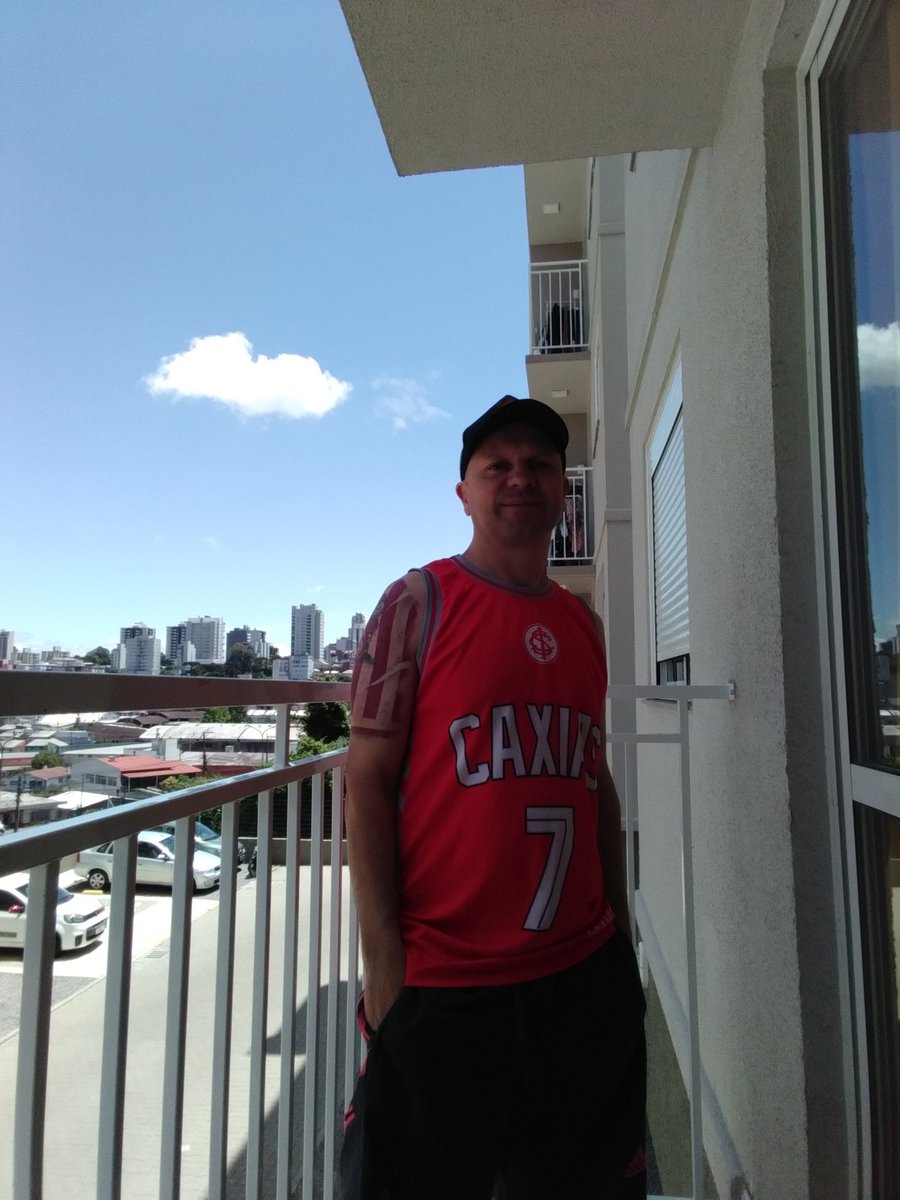 MenkMotta's tweet image. Baita domingo de Sol para curtir o COLORADO.
Pronto para ir à cancha. #Cantaaaa🇦🇹
#DiaDeInter