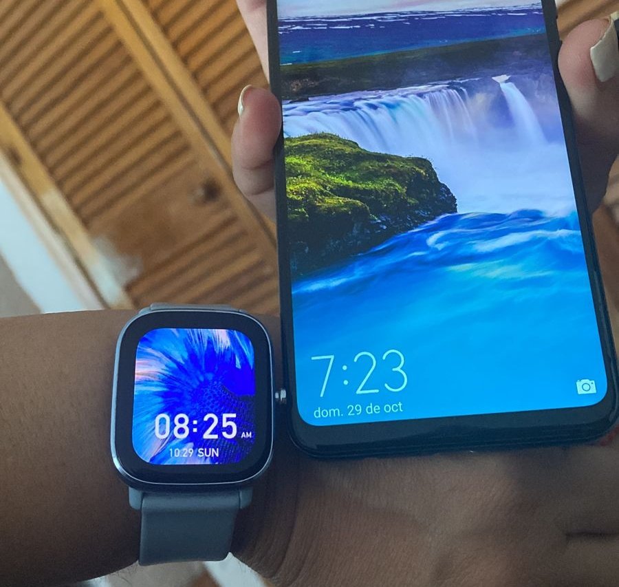 La hora de mi celular cambió sola, desde que dejó de aplicar el horario de verano aquí (casi todo México), se volvió loco
¿Y el suyo?
¡Menos al que es domigooo!
#relojeslocos
#horarioInvierno