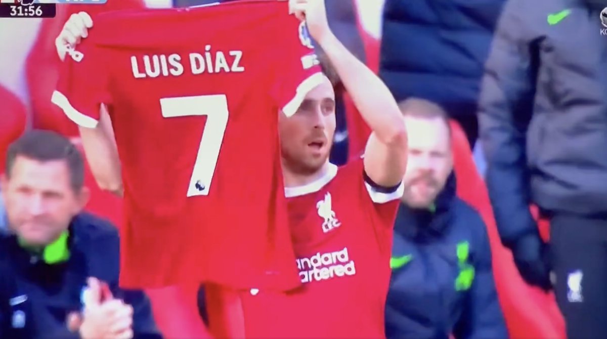 A nice touch 👏

Diogo Jota dedicates his goal against Nottingham Forest to teammate Luis Diaz, who is absent from today's game after his parents were kidnapped in Colombia yesterday. #LIVNFO