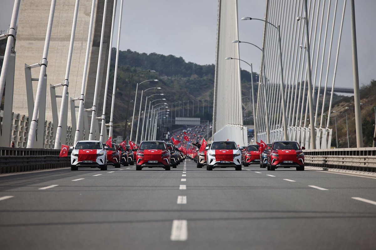 Cumhuriyetimizin 100. yaşını kutlarken coşkumuza ortak olan tüm kullanıcılarımıza sonsuz teşekkürler! 
<❤️🤍>

Cumhuriyet Bayramımız Kutlu Olsun! 🇹🇷🇹🇷🇹🇷

#CumhuriyetimizinYüzüncüYılı
#Togg