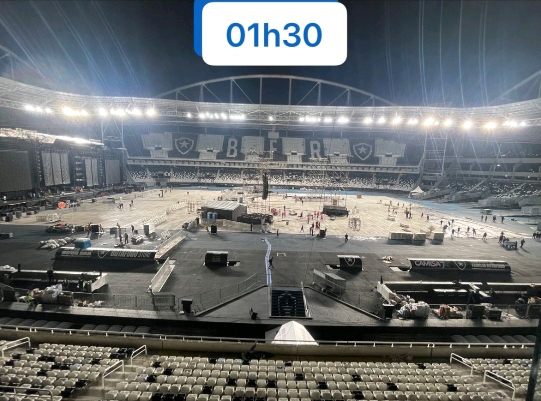 CanalESolitaria's tweet photo. Surreal o trabalho que fizeram na desmontagem do Nilton Santos para entregar o estádio a tempo da partida contra o Cuiabá

Parabéns ao Botafogo, em especial ao Alexandre Costa (Diretor Geral de Infraestrutura e Operações na SAF Botafogo) e para a @bonustrackcl que, juntos, fizeram todo o trabalho com máxima agilidade e qualidade!