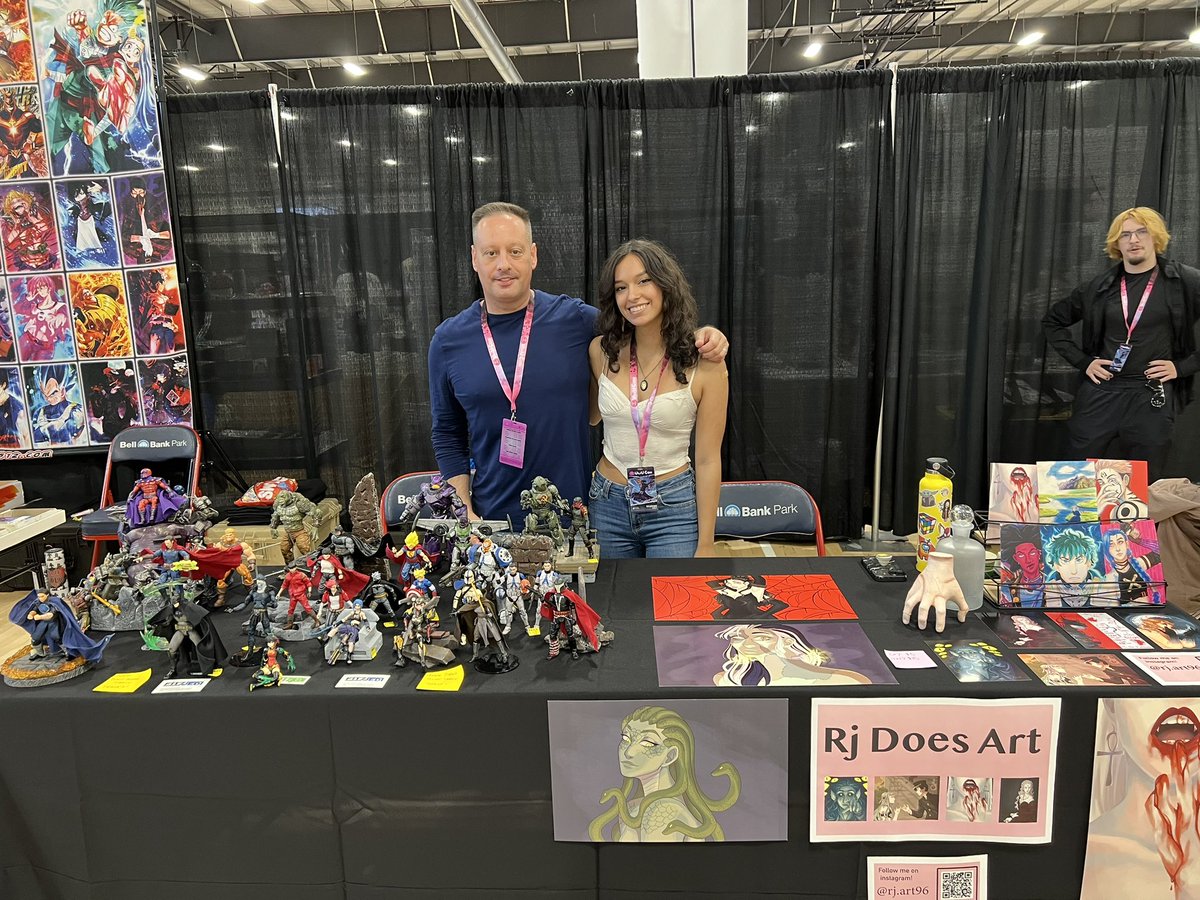 fitzjedi's tweet photo. Dad - daughter vending at @UwUConAZ this weekend! https://t.co/CqLvvkgeMr
