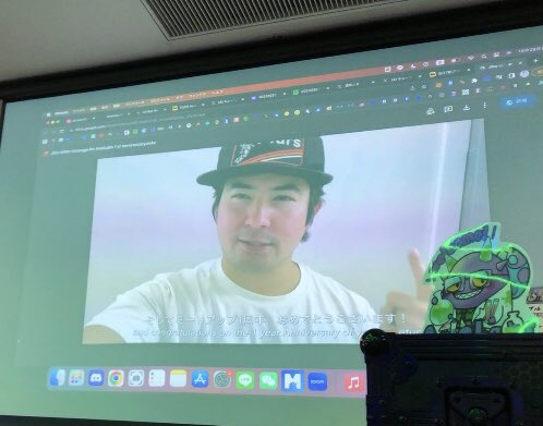 oshiosann's tweet photo. Jiho @Jihoz_Axie アルちゃん @axiekingaruchan から #AxieLabs 1周年をお祝いするメッセージビデオを受け取りました✨✨
メッセージもとてもうれしいし、2人にまた会いたいです!
Thank you jiho ,Aruchan❤️ https://t.co/Pp0QDQUCpk