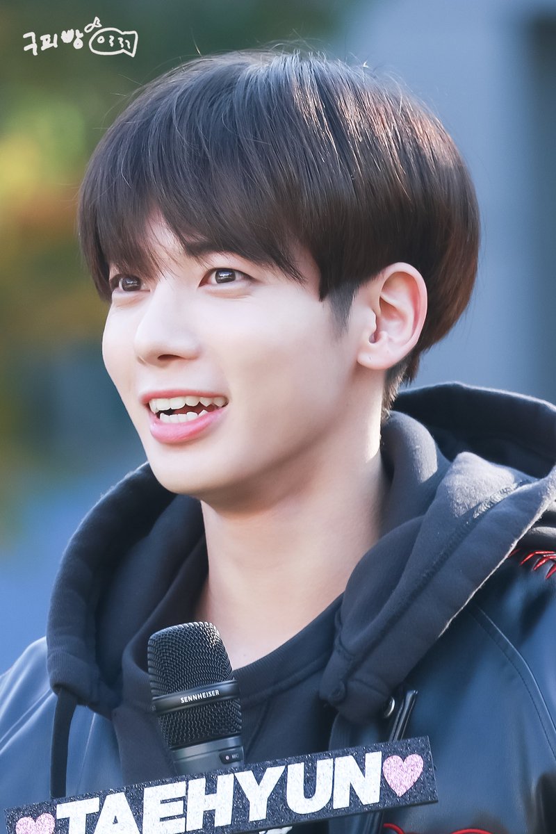 231029 인기가요 미니팬미팅

#태현 #Taehyun
#투모로우바이투게더 

그러니까 왕자였다가 아기여도 되…?