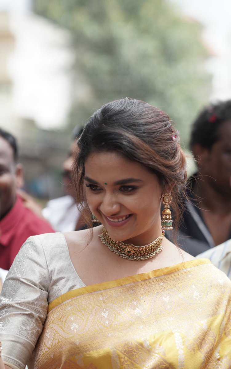KeerthyFansPage's tweet photo. Epitome of Beauty 🧚💛

@KeerthyOfficial #KeerthySuresh https://t.co/NVRBRvTSuI