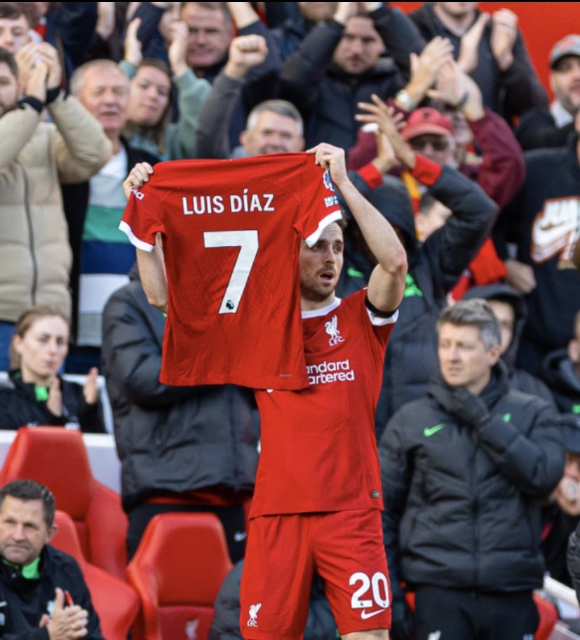 LFC 🇫🇷 tweet media