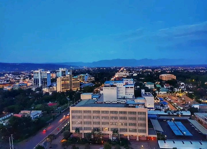 What a nice view of Kisumu City , Proffessor @AnyangNyongo had a plan of the City
#TichTire