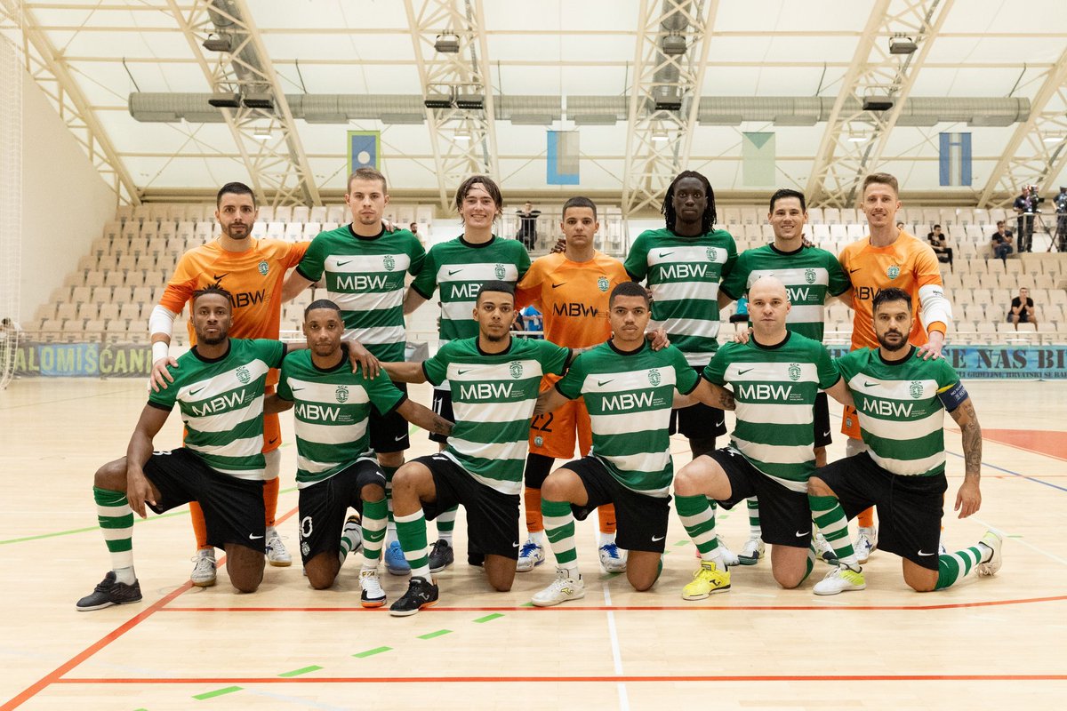 Classificados para Elite Round da <a href="/uefafutsal/">UEFA Futsal</a> #Deuséfiel @maniadefutsal <a href="/munichsports/">MUNICH Sports</a> <a href="/wonesports/">Geison</a>
