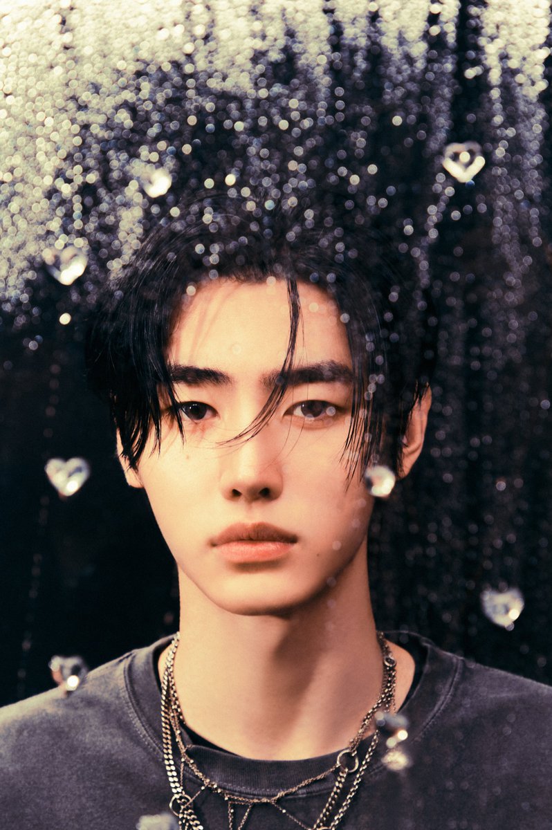 성훈이님? 느낌좋으시다。。。
everyday 구매할게요