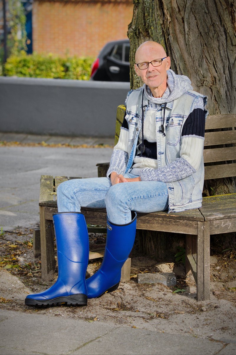 Welliesare4men2's tweet photo. More still... two more posts to follow today. 😁

Gumleaf "Norse" wellies in the most beautiful dark navy blue colour. 🥰

#Gumleaf #Norse #Wellies #Boots #Rubber #Tall #Blue #Navy #Awesome #Stunning #BeSeen #Standout https://t.co/34G2p4wI3c