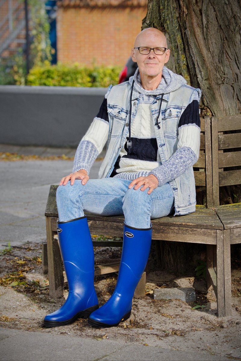 Welliesare4men2's tweet photo. More still... two more posts to follow today. 😁

Gumleaf "Norse" wellies in the most beautiful dark navy blue colour. 🥰

#Gumleaf #Norse #Wellies #Boots #Rubber #Tall #Blue #Navy #Awesome #Stunning #BeSeen #Standout https://t.co/34G2p4wI3c
