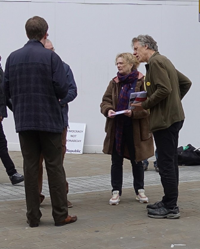 RepYork's tweet image. A few pics from Wednesdays visit to Leeds, our next Saturday session is in  Sheffield on the 18th Nov meet in Costa Coffee on Pinstone Street at 10:15. Our next Wednesday session is back to York on 29th Nov meet in Costa Coffee on Parliament Street at 11:30.