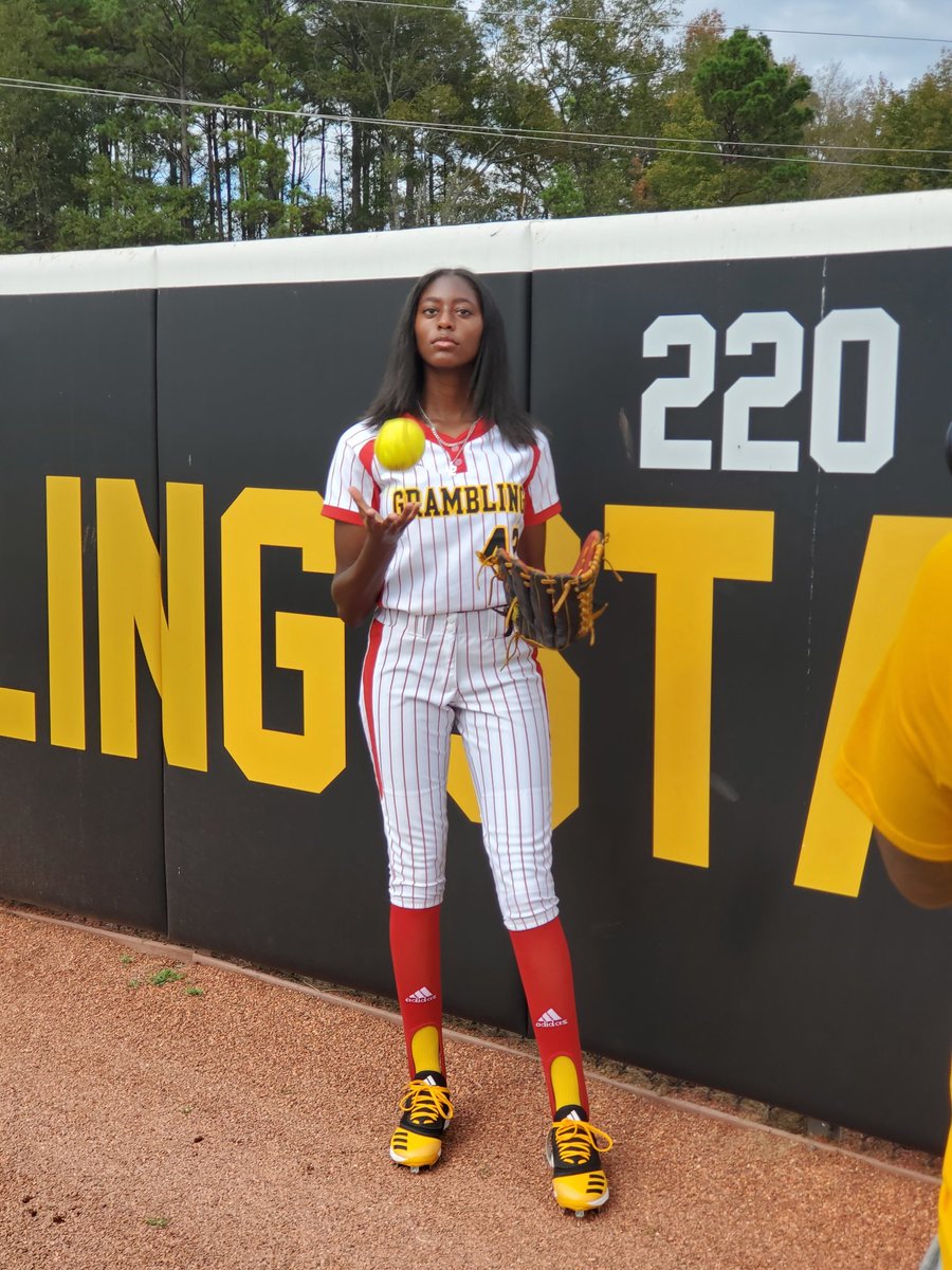 JordanSmith2025's tweet photo. I want to give a huge thank you to the @GSUSOFTBALL program, Coach Hall and her staff and all the current softball players for having me out this weekend! It was a wonderful experience and I look forward to what the future holds. @IGVaughn16u @jazzvesely @KcJackson00 @raydvaughn https://t.co/qkJx5j7JuW