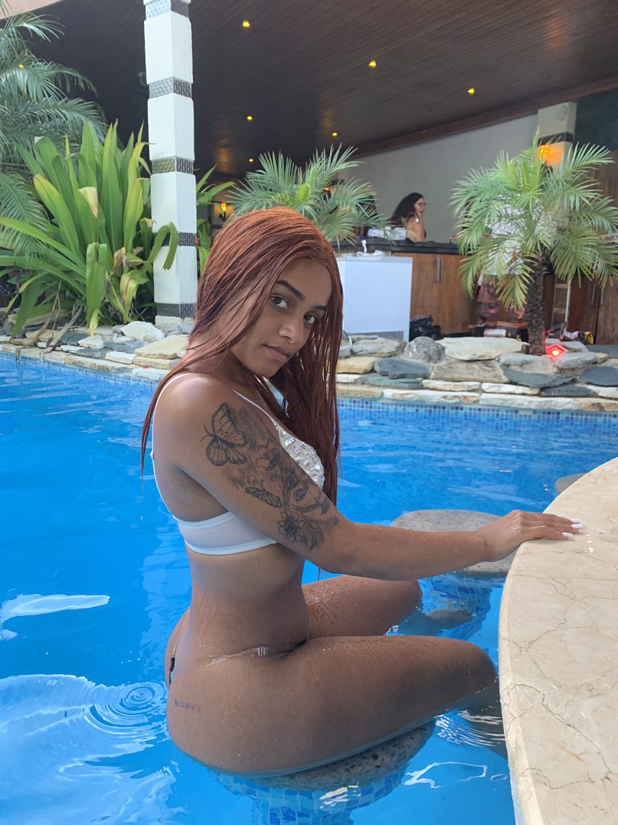 Franche99980923's tweet photo. 😏😋😈 https://t.co/AjdjGyO6Dr