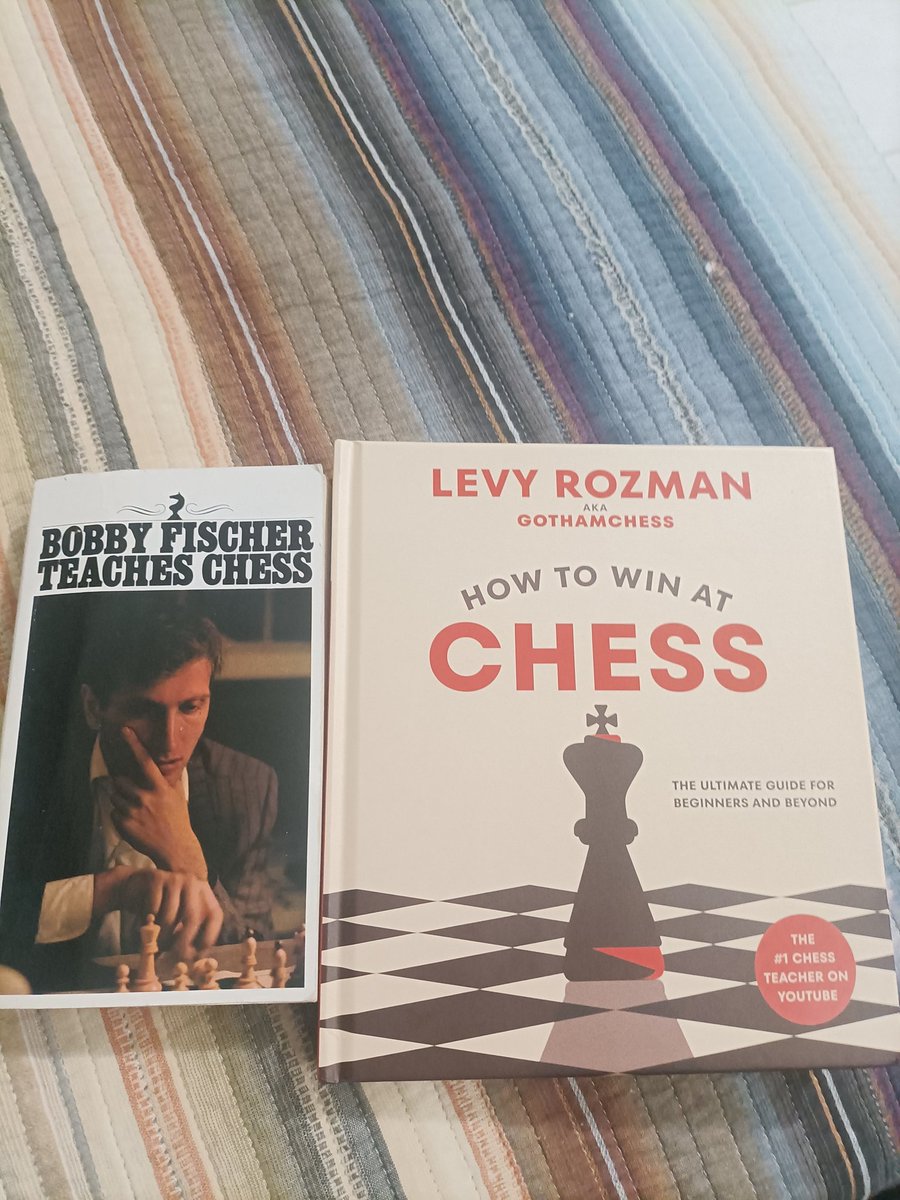 tecnolinux_user's tweet photo. Finalmente los tengo☺️, ahora si a entrenar💪😎♟️ #Chess https://t.co/rm7b42q4XA