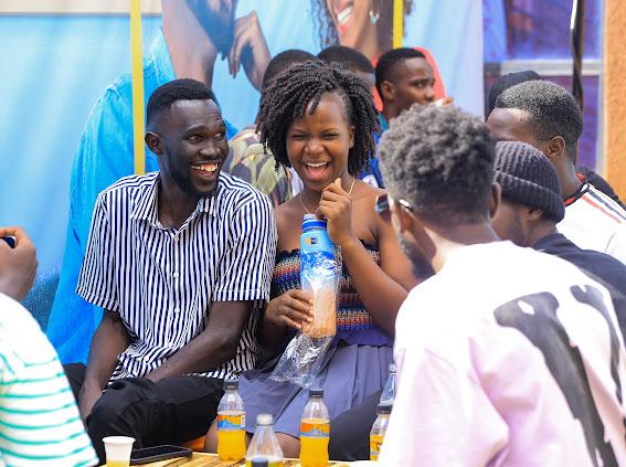 Sundays are for family and friends.
But we're doing it with a refreshing taste #FilledWithJoy.

Grab one and join the family.