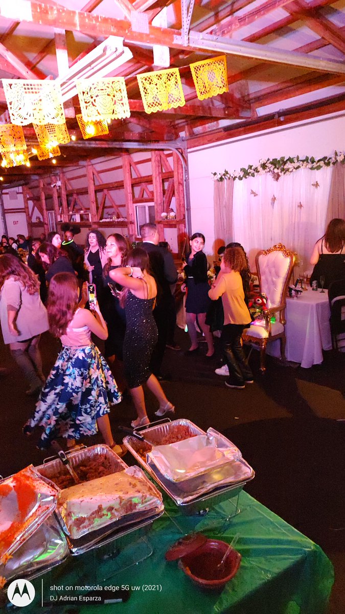 DjAdrianEsparza's tweet photo. Rocked out a cozy #quincenera for Adriana! The rain did not stop this parade!
#happinessproducer #eventdj #crowdmover #illinoisdj #quinceaneras #quinceneradj #bilingualdj https://t.co/f2yAXsY0wv