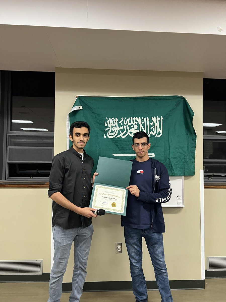 saudi_msu's tweet photo. تكريم النادي السعودي للمشاركين بتنظيم اليوم الوطني السعودي 93 

محمد كريم العنزي 
جميل خالد السعدي 
سلطان فراج الشهراني
مجتبى عبدالعزيز الزيد
عبدالله الوايل
——————————-
مايا رأفت الفرج
علياء عبدالله العسكر https://t.co/aVmDUG87QJ