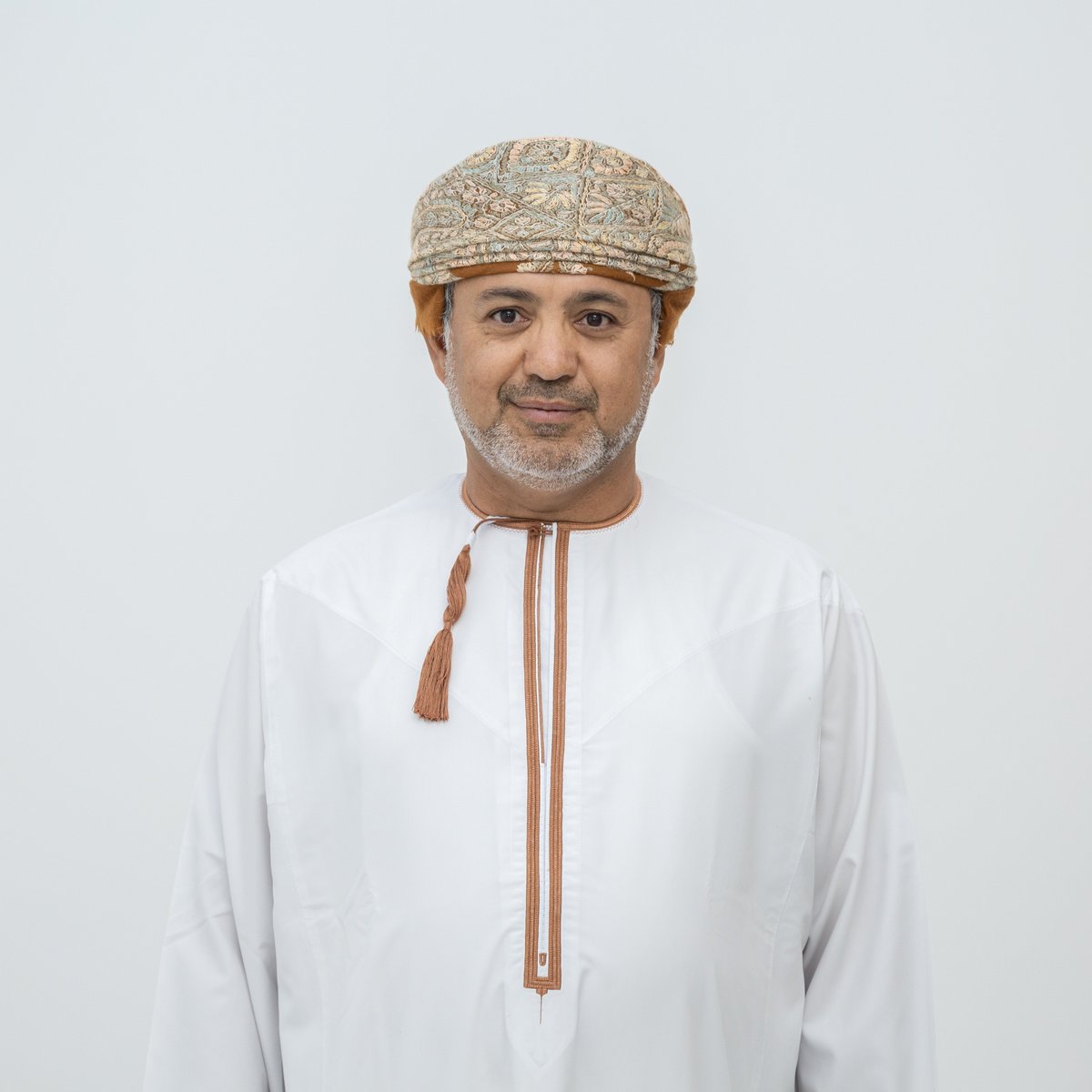 نبارك لسعادة الدكتور/ محمد بن ناصر بن راشد المحروقي فوزه بعضوية مجلس الشورى للفترة العاشرة ممثلا لولاية سناو ، سائلين المولى له التوفيق والسداد.

#سناو_تستحق 
#انتخابات_مجلس_الشورى_2023