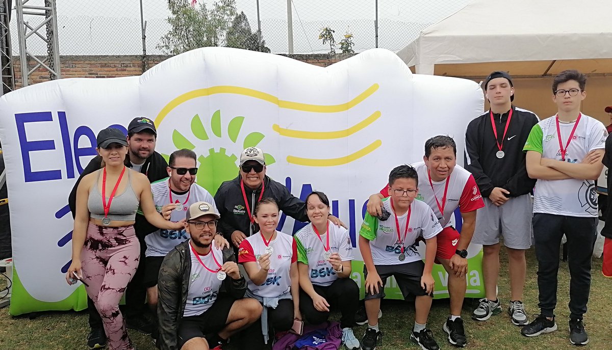 elecaustro's tweet photo. Participamos de Ciclo Carrera B6K, organizada por @Bomberos_Cuenca como parte de la campaña #YoCuidoLosBosques, con el fin de sensibilizar a la ciudadanía sobre el daño que causan los incendios forestales.

#ELECAUSTRO
#EnergíaParaLaVida https://t.co/6InqBhB2Uh