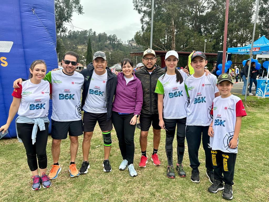 elecaustro's tweet photo. Participamos de Ciclo Carrera B6K, organizada por @Bomberos_Cuenca como parte de la campaña #YoCuidoLosBosques, con el fin de sensibilizar a la ciudadanía sobre el daño que causan los incendios forestales.

#ELECAUSTRO
#EnergíaParaLaVida https://t.co/6InqBhB2Uh