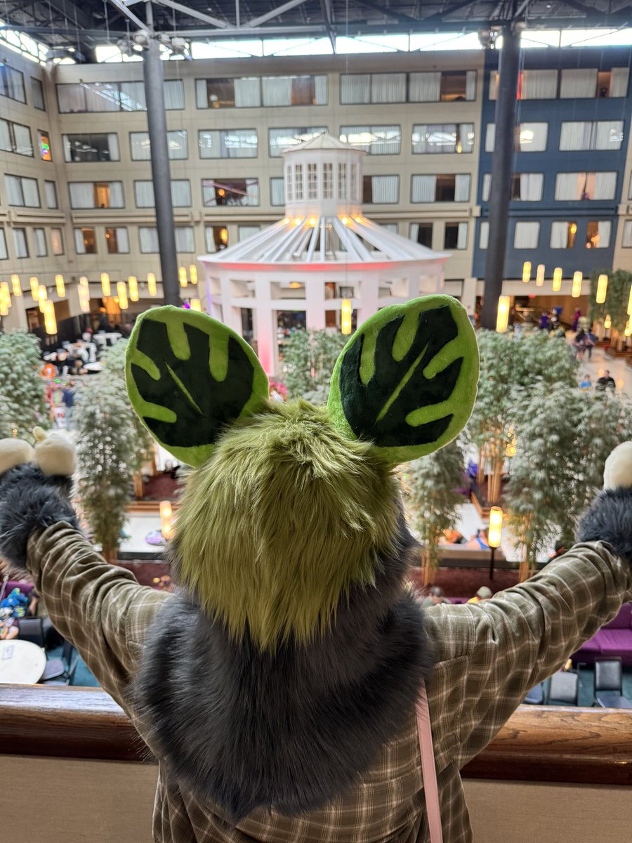 opossumcraft's tweet photo. we out here!!!! #FurPoc2023 https://t.co/OvQyQA6tSq