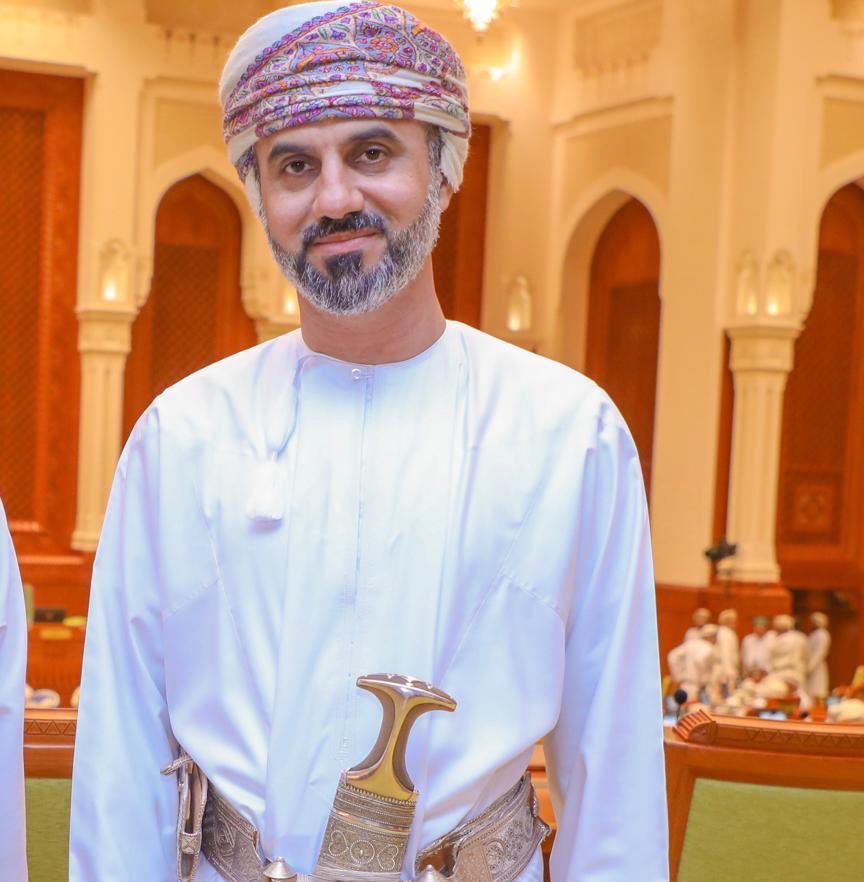 SumayaRashidi's tweet photo. نُبارك لسعادة الشيخ/ خالد بن هلال المعولي انتخابه 😍😍🇴🇲❤️

#انتخابات_مجلس_الشوري_2023 https://t.co/nkbBp72S96