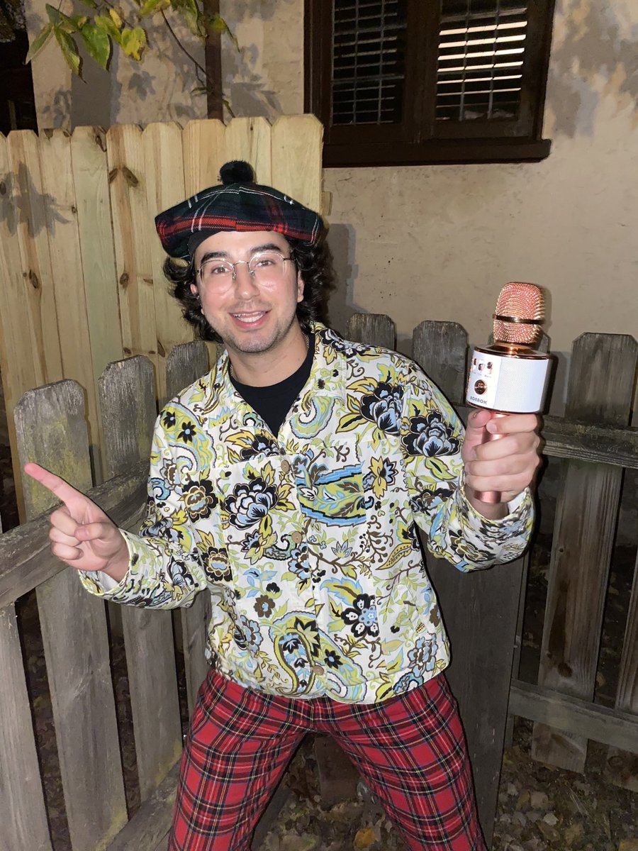 happy Halloween @nardwuar doot doola doot doo…