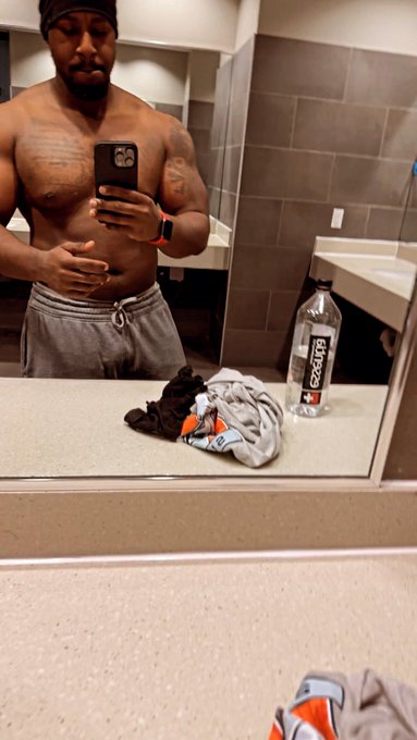 Getting back on track is the grind https://t.co/IdJPlazhpc