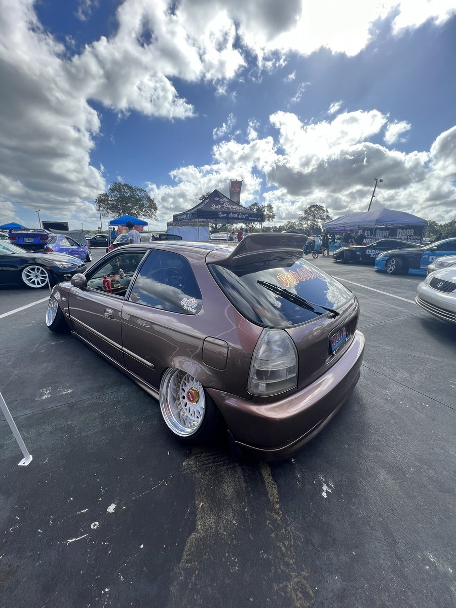 AyoStfuSon's tweet photo. We out here baby #v2lab #varsity #cambergang #staticclub @Static_Club_ https://t.co/G1uTlm7gzV