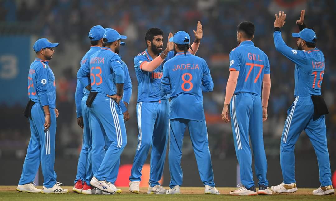 BCCI's tweet photo. WIN by 💯 runs in Lucknow ✅

🔝 of the table with 6⃣ wins in a row!

#TeamIndia 🇮🇳

#CWC23 | #MenInBlue | #INDvENG https://t.co/oKmCLpCzUt