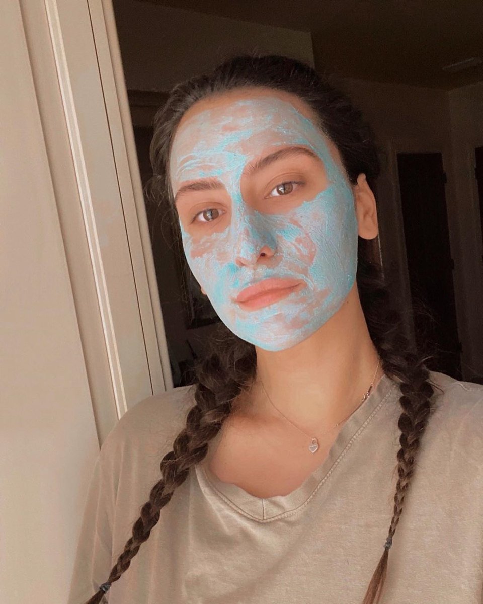Our favorite kind of halloween mask #EnzymeExfoliant 🧖‍♀️ Wishing everyone a happy &amp; safe halloween weekend 💜

photo via <a href="/rhiannonrogers/">Rhiannon Rogers</a>

#traciemartyn #TMglow #halloween #facemask #cleanskincare #naturalbeauty