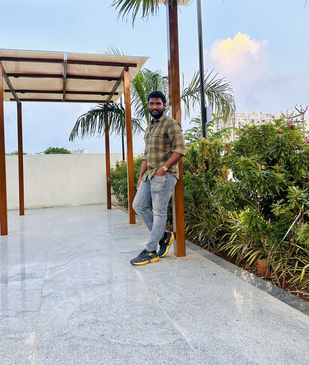 akil_skm's tweet photo. The eagle has no fear of adversity. We need to be like the eagle and have a fearless spirit of a conqueror
.
.

#style #happy #photo #life #nature #insta #cute #viral #likesforlike #model #music #travel #memes #explorepage #liker #girl #explore #selfie #india #beauty #k #lfl https://t.co/8Ku9RpojX8