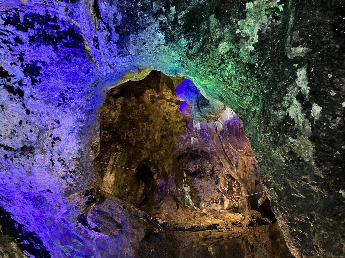 roberts_fleur's tweet photo. @VillageScreen Looking forwards to the Adams Family at the Peak Cavern for Halloween 🎃 https://t.co/UmImShH21O