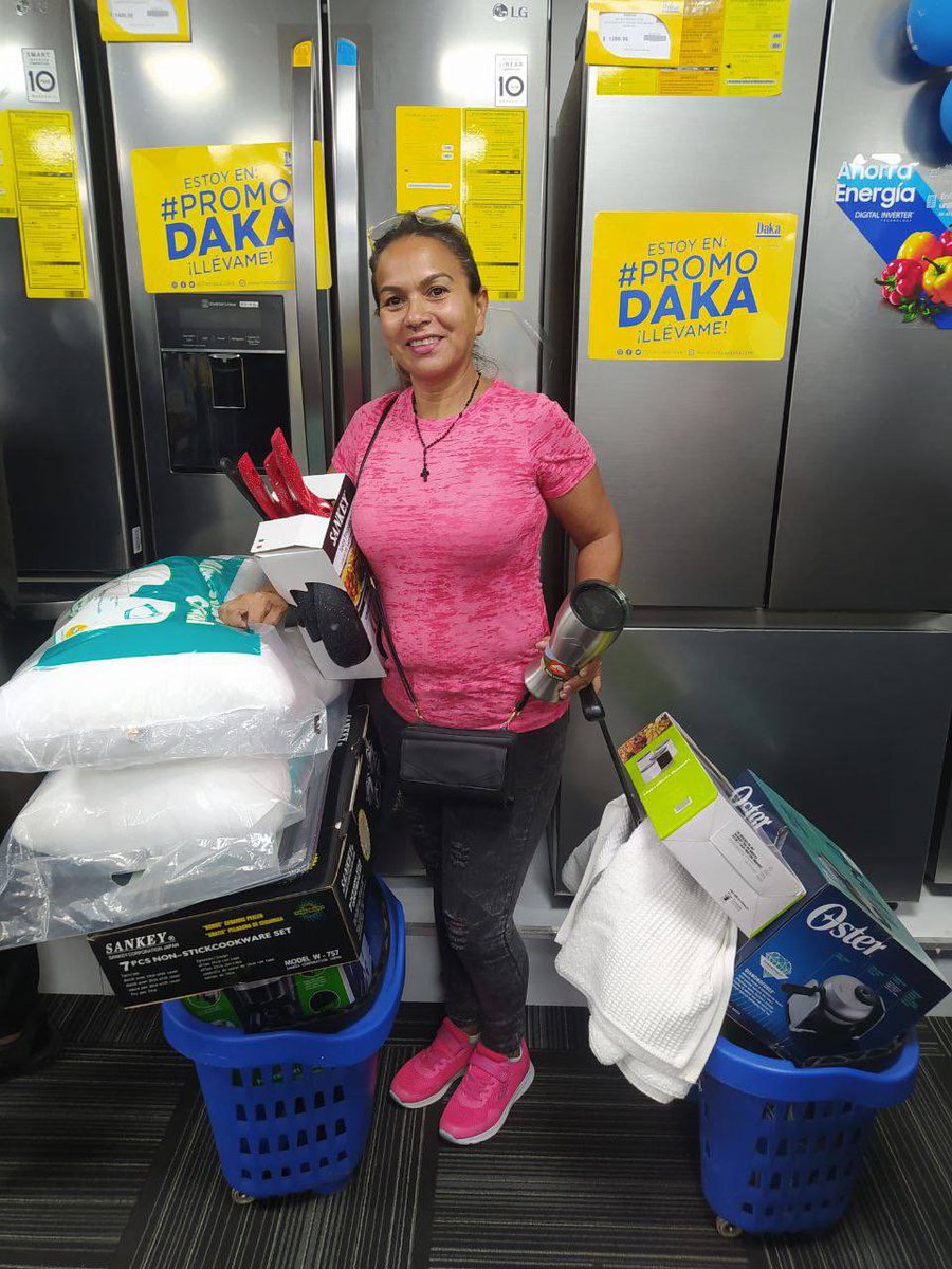 tiendasdaka's tweet photo. ¡CLIENTES FELICES CON SUS PRODUCTOS DE LAS #100HORASDAKA !🤩🥳

Aún estás a tiempo de adquirir tu producto favorito 💛🫶🏻

¡Te esperamos a nivel nacional!1️⃣0️⃣0️⃣💛

#TodasNuestrasTiendasDaka #DakaSeFeliz 
#PromocionesInsuperables #ColasEnDaka #DescuentosInsuperables https://t.co/Jd3BEbJw9t