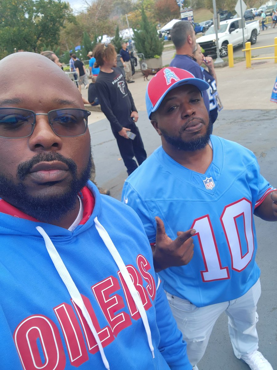JShmoney615's tweet photo. @Titans https://t.co/4h58vlYlWr