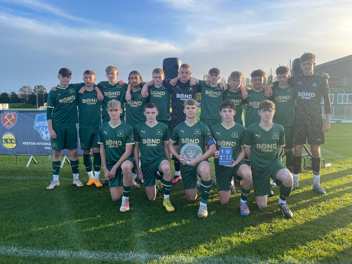 PAFCAcademy's tweet photo. 🏆 Argyle Under-16s have won the Heston International Cup. They beat Aston Villa 3-1 in the final earlier today.  

Congratulations to James Bradley and the team, who have triumphed in the two-day tournament taking place in West London. 

#pafc https://t.co/uZJ4U8G5yW