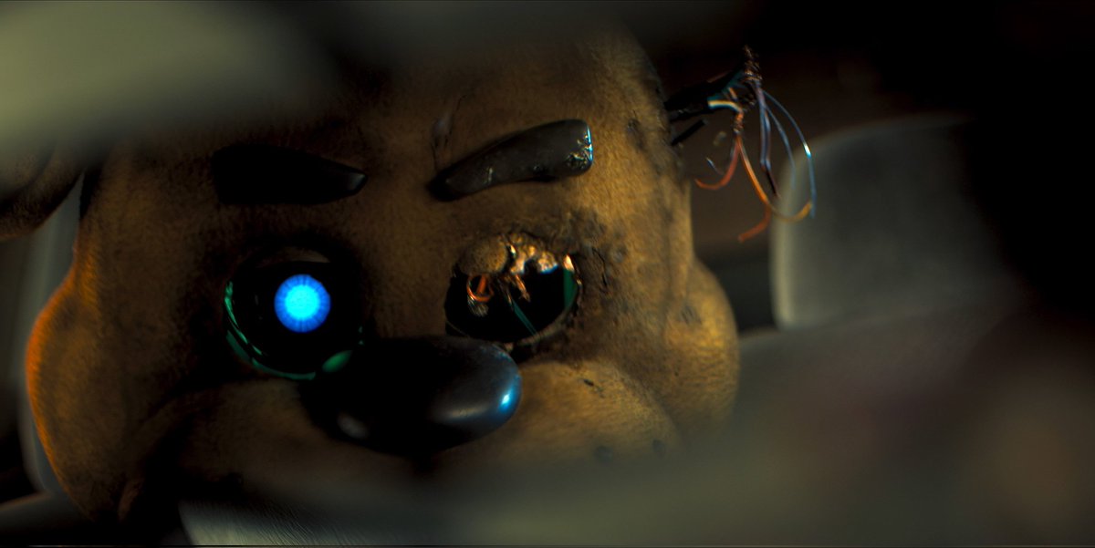 Geekversez on X: 'Five Nights at Freddy's: O Pesadelo Sem Fim' ultrapassou  'Super Mario Bros.: O Filme' e conquistou o título de maior dia de estreia  da história para uma adaptação de