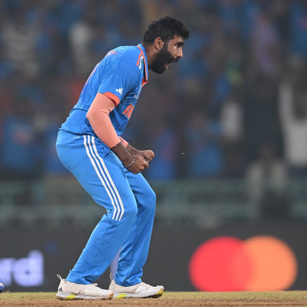 Surya_PC's tweet photo. They hunt in pair !!! #IndiaVsEngland  #CWC2023 https://t.co/AOpuFbUwhs