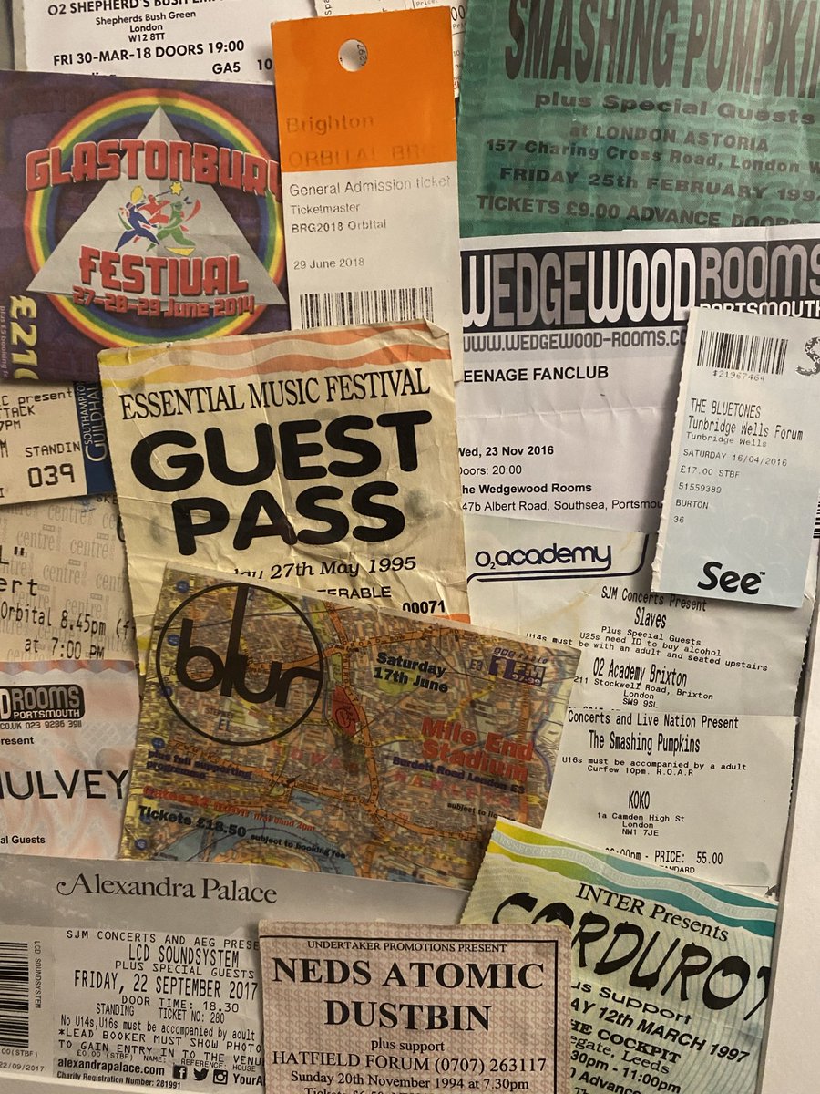 neverlovedelvi2's tweet photo. @BritsPieces 100% agree - 30 years worth of collecting them and they’re going to be frozen in time. They can do one if they want to then charge an extra £7 for a memorabilia ticket as I’ve seen happening a couple of times https://t.co/ODQqRIgoYl