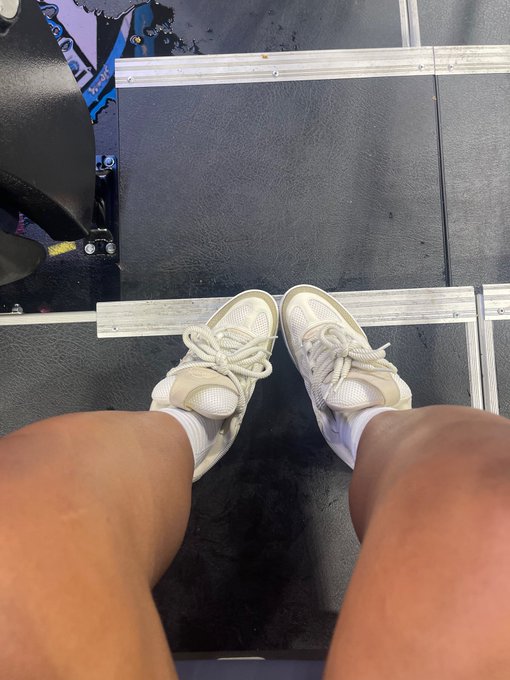 💦 https://t.co/nD7qCkG6K5