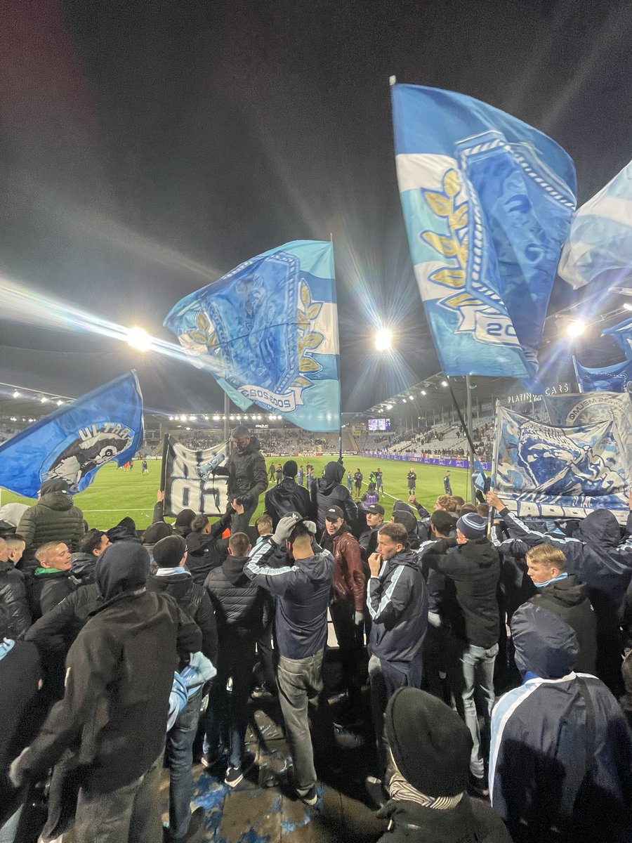 Lätt bäst i serien💙🤍