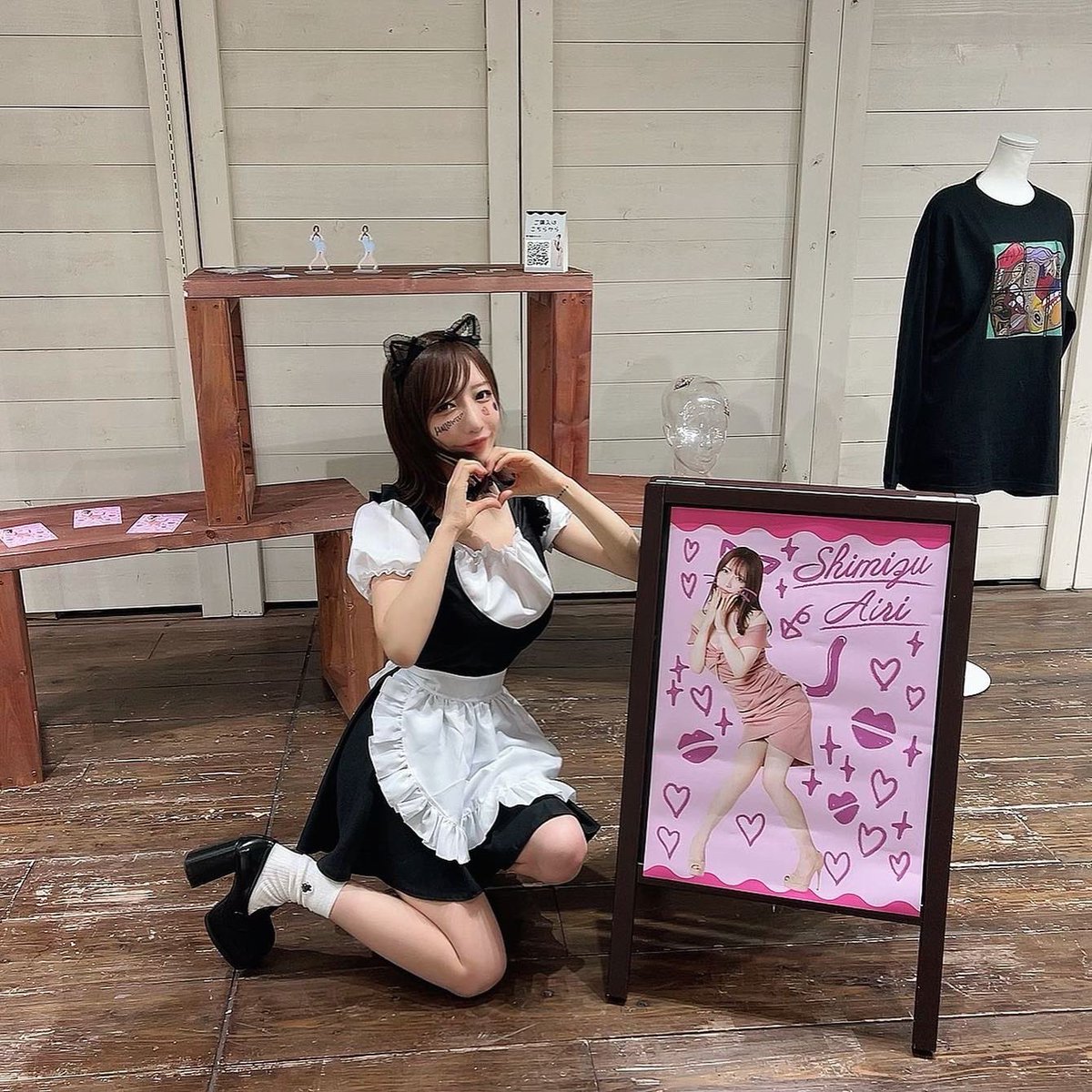 青山展示室246にて
【清水あいりグッズ発売イベント】
きてくれた皆様
本当にありがとうございました

どうしよう、皆様からたくさんの愛
貰ってしまったよ涙
幸せな時間をありがとう…
泣いちゃう

死ぬほど長い
感謝の投稿したから
ごめんなさい、インスタ全部読んで…。笑
https://t.co/rBt3EM551Q https://t.co/dzl7kkr2Ys