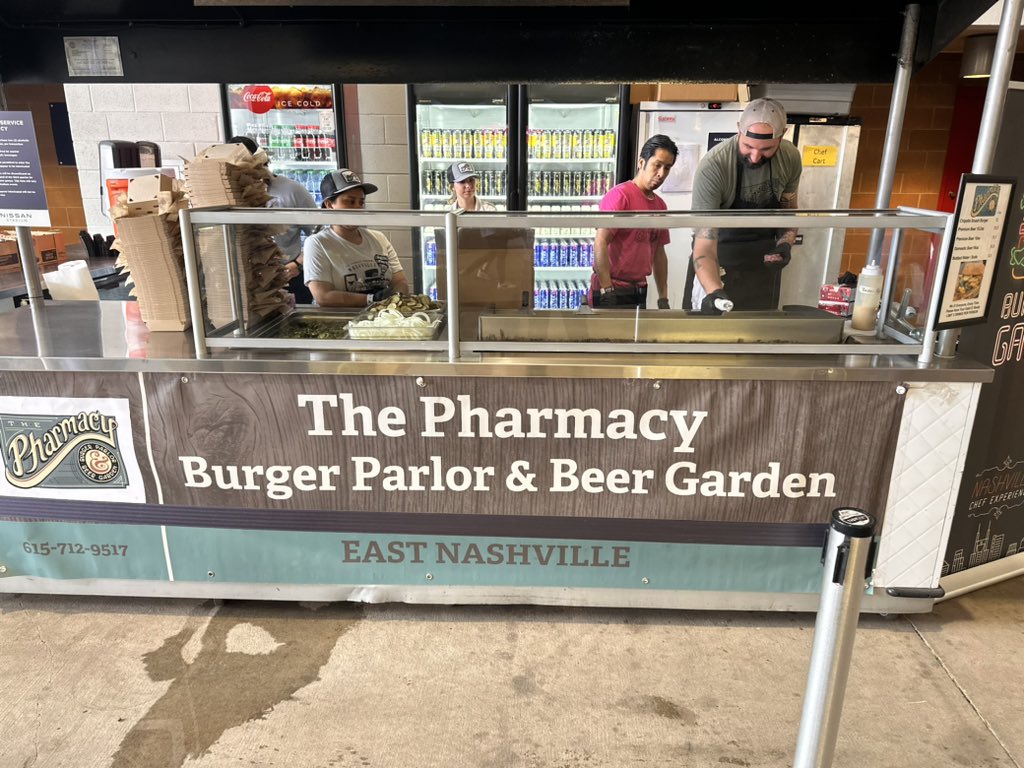 pharmacyburger's tweet photo. @TitansRossi @PAULOLDENBURG11 Come get a burger! We are just to the left from there by section 105. https://t.co/1bTrjpEDXA