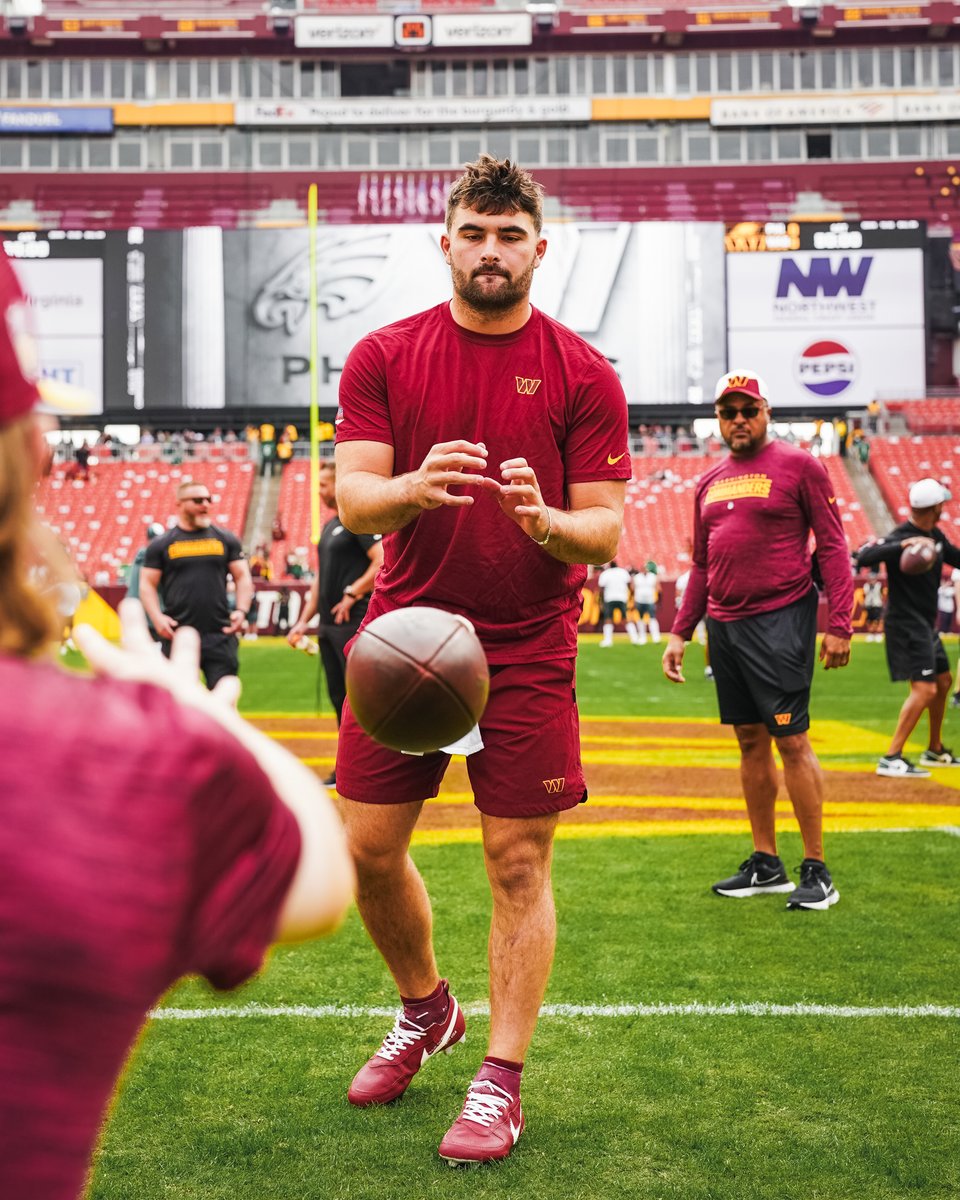 Commanders's tweet image. Almost that time

#PHIvsWAS | #HTTC